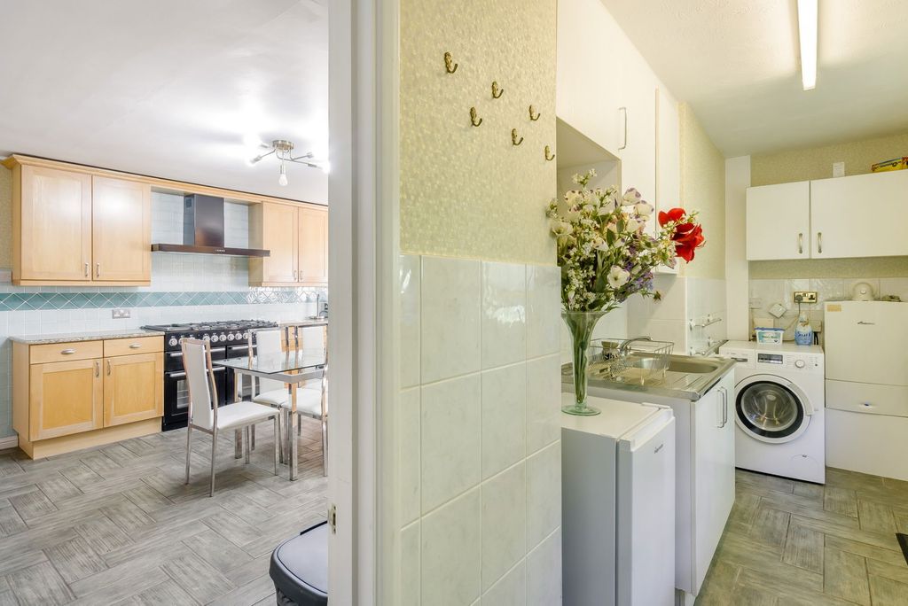 Additional image 32 of 4 bed detached house for salePotters Heights Close, Pinner HA5