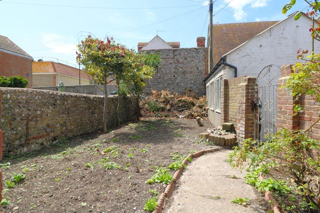 Property photo 2 of 16 Img_2662.Jpg