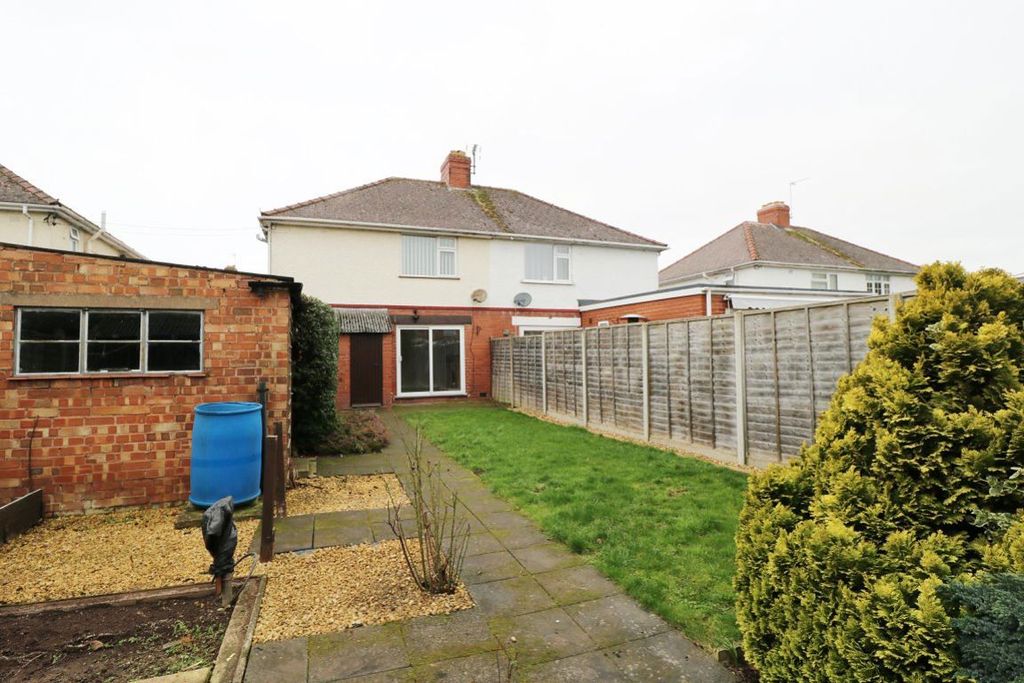 Additional image 10 of 3 bed semi-detached house to rentDinedor Avenue, Hereford. Herefordshire HR2