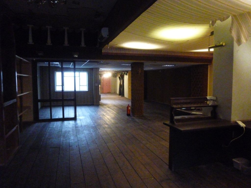 Property photo 3 of 9 Photo 8