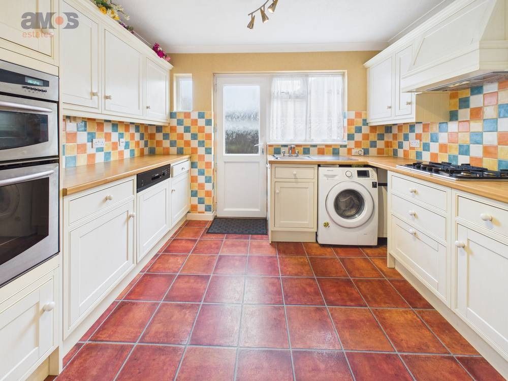 Property photo 3 of 23 5005436