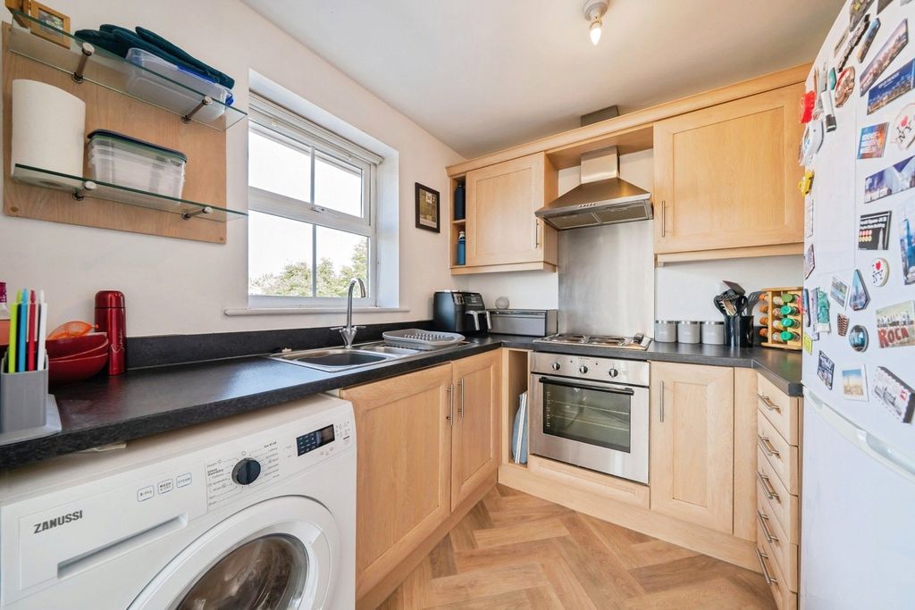 Property photo 3 of 17 Picture No. 04