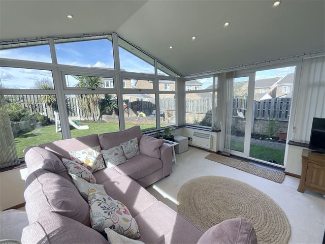 Property photo 2 of 20 Conservatory