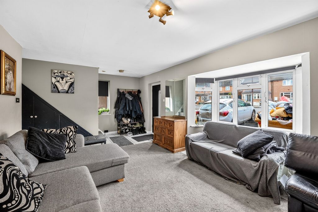 Property photo 2 of 18