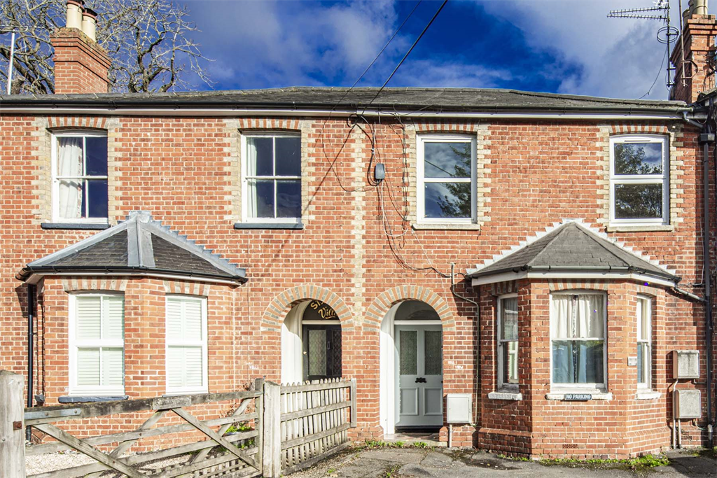 Property photo 1 of 11