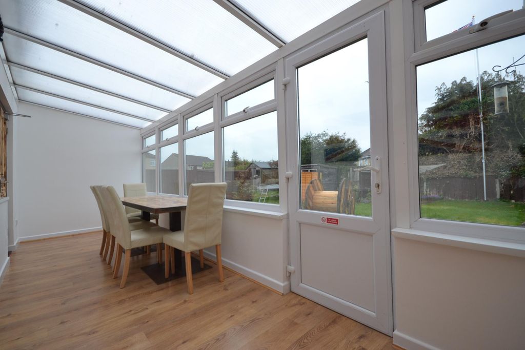 Property photo 3 of 12 Dining Room