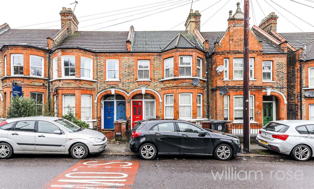 Property photo 2 of 16