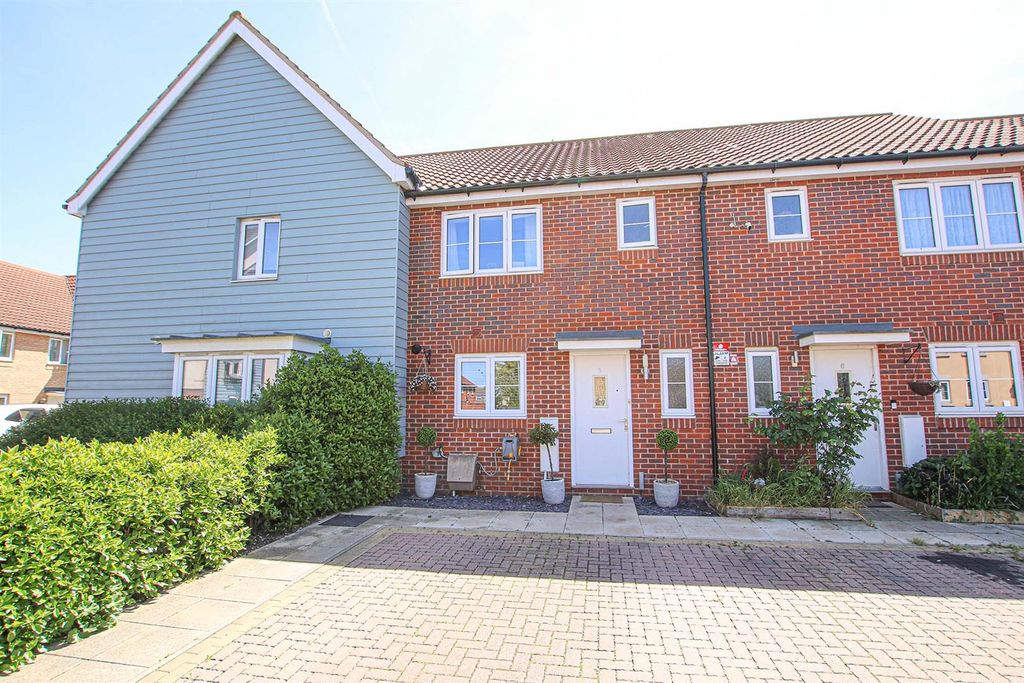 Property photo 1 of 18 Img_0085Fnt.Jpg