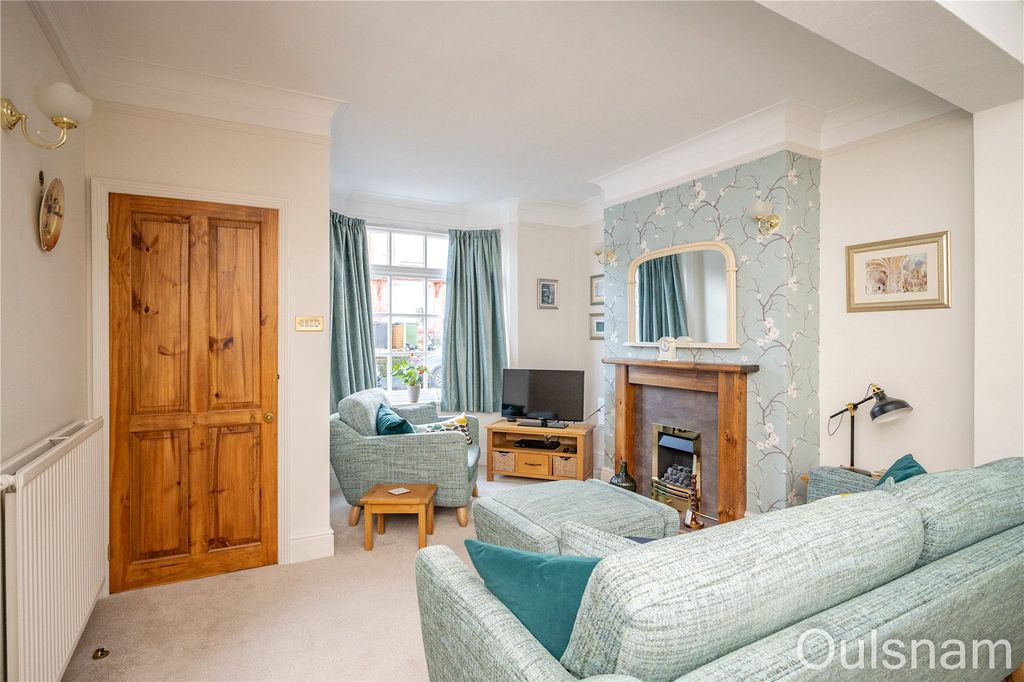 Property photo 2 of 24 Picture No. 17