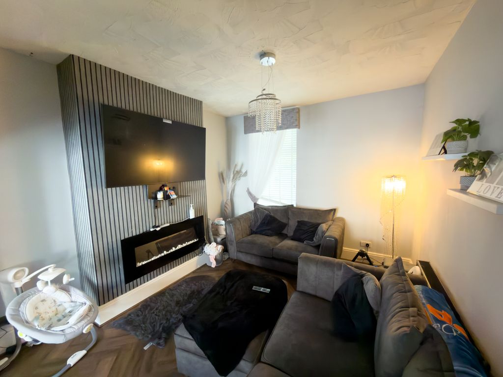 Property photo 3 of 15