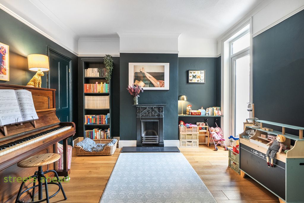 Property photo 2 of 23 ba729A48-B5De-41B...