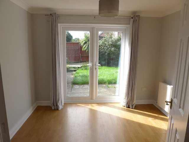 Property photo 3 of 11 Dining Room