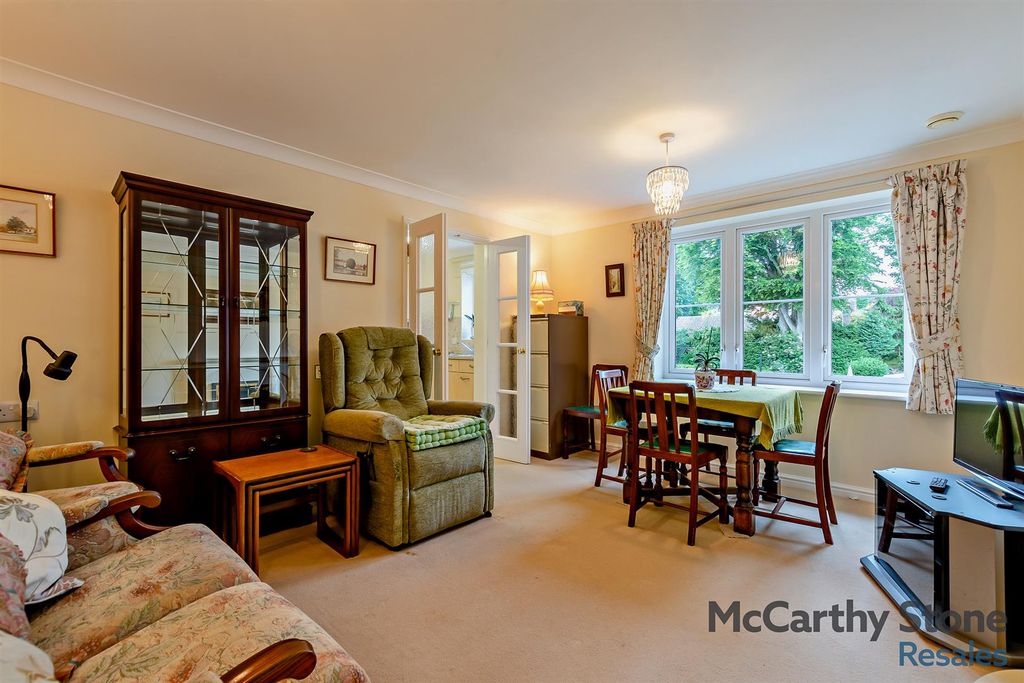 Property photo 2 of 24 8649129-Interior11-800.Jpg