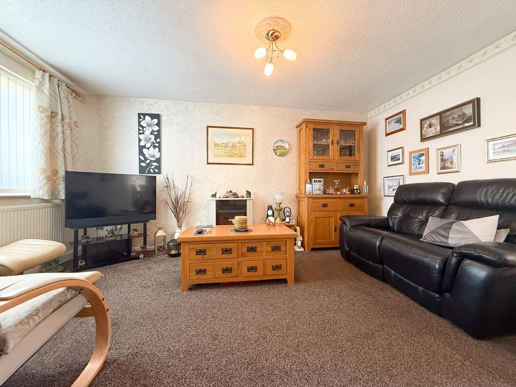 Property photo 3 of 29