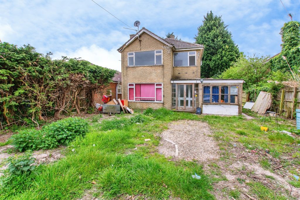 Property photo 1 of 16