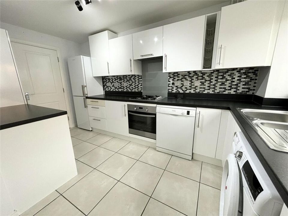 Property photo 2 of 9 174044Lts240005Limg030000