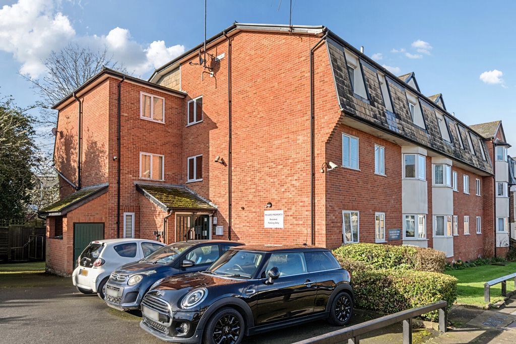 Property photo 1 of 14 1425248-11-69B135...