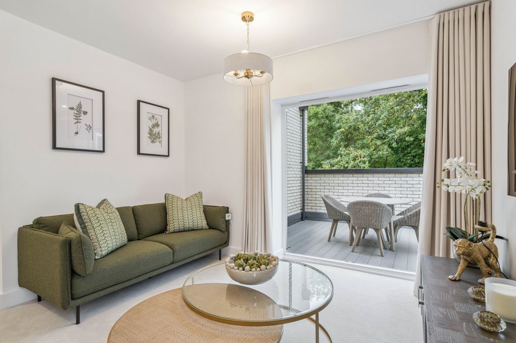 Property photo 2 of 11 First Floor Living