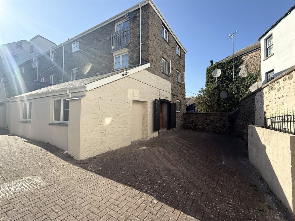 Property photo 1 of 10 Picture No. 01