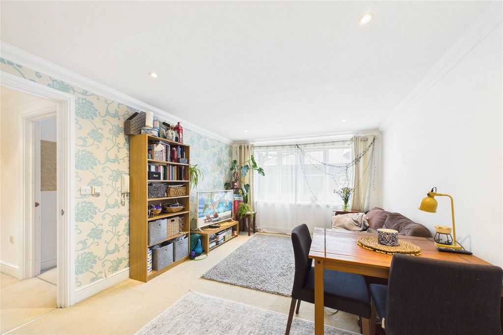 Property photo 2 of 5 Picture No. 09