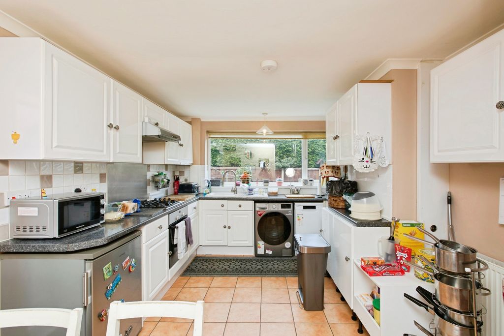 Property photo 3 of 18 Img_5686