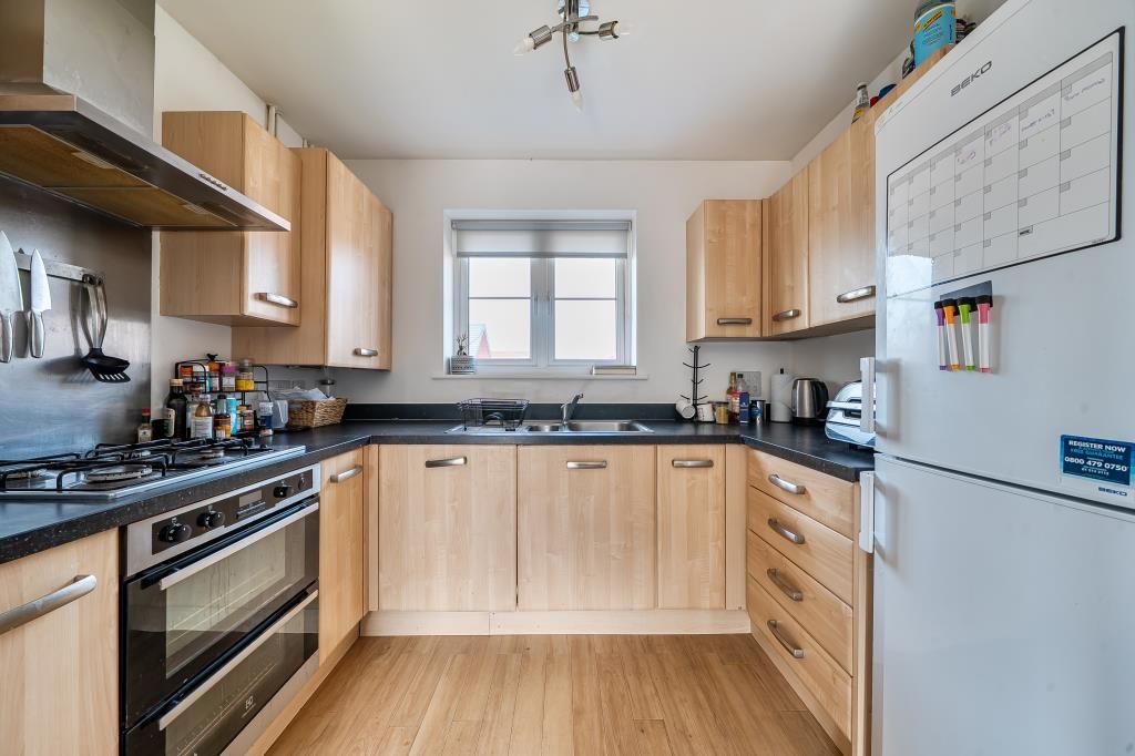 Property photo 3 of 14 Kitchen