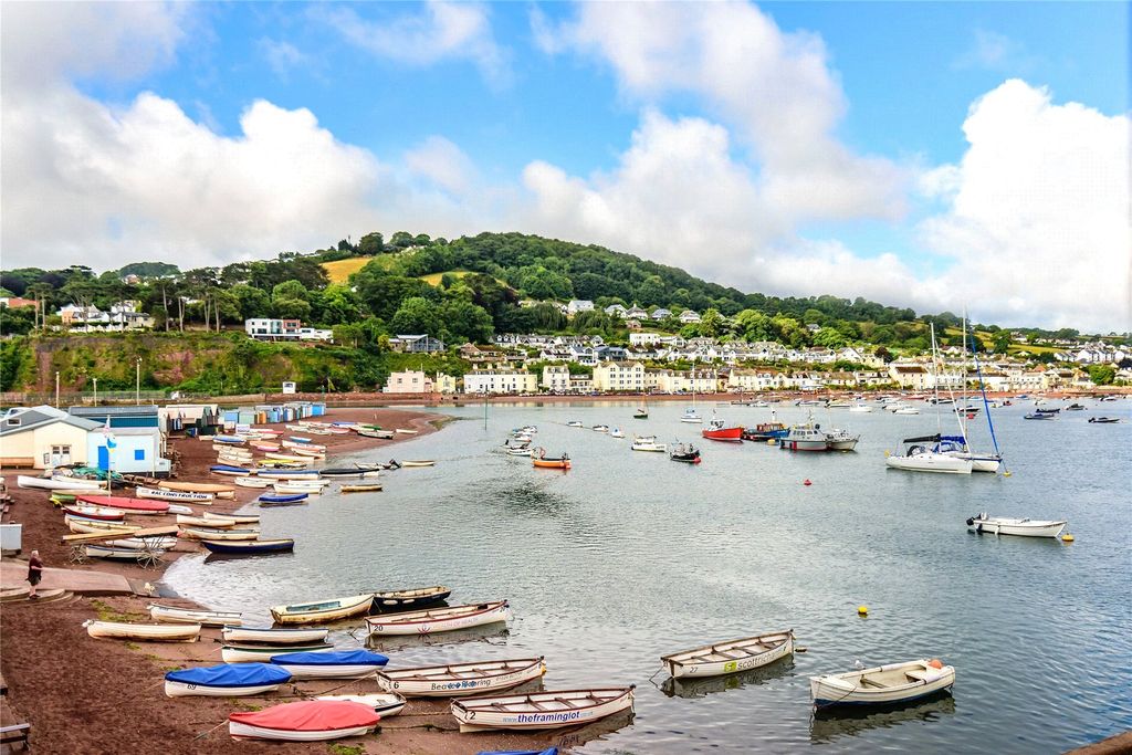 Property photo 2 of 20 Picture No. 31