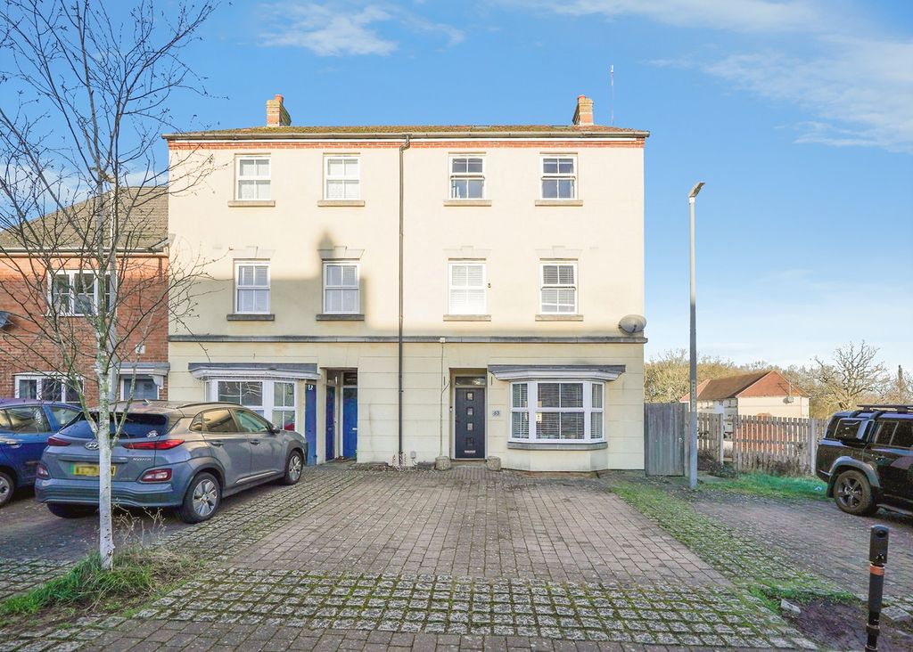 Property photo 1 of 30