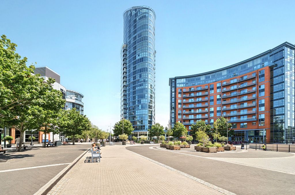 Property photo 1 of 11 1484580-18-6A3Eb3...