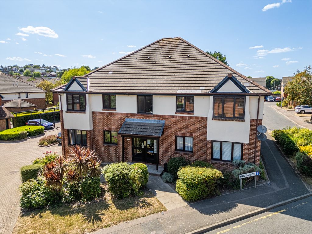 Property photo 1 of 10 5079671
