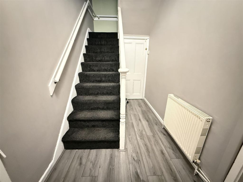 Property photo 3 of 12 Photo 26-01-2026, 12 00 32 Pm.Jpg