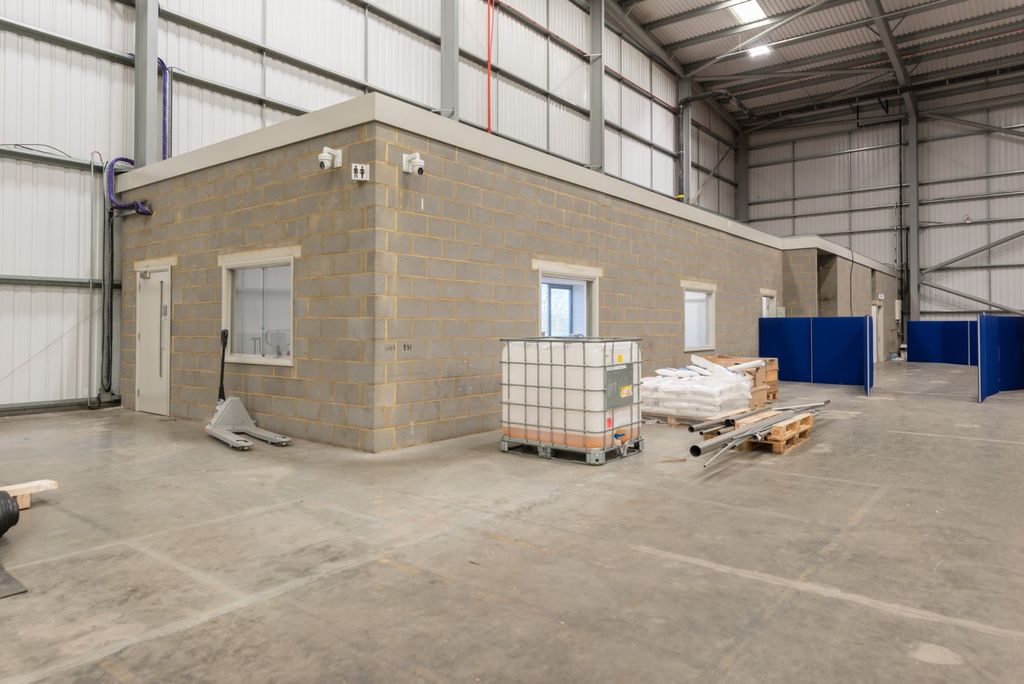 Property photo 3 of 13 Picture No. 02