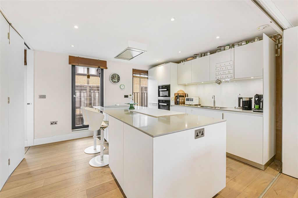 Property photo 3 of 13 Picture No. 05