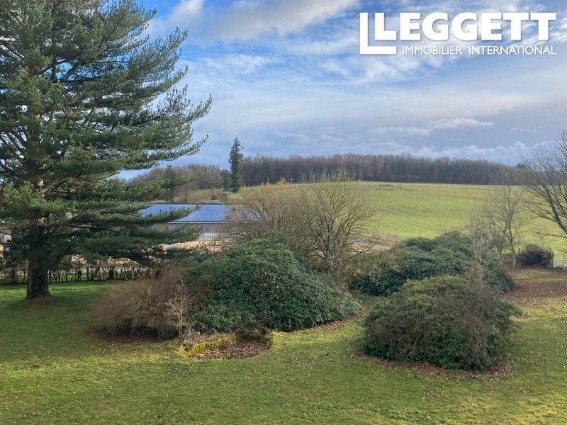 Property photo 3 of 10