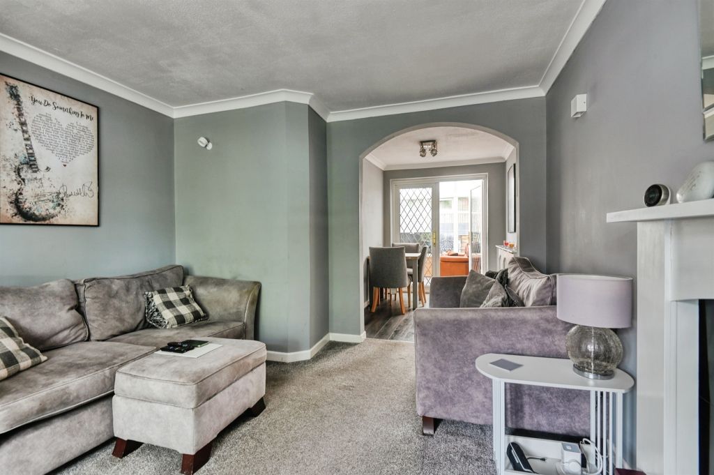 Property photo 3 of 14