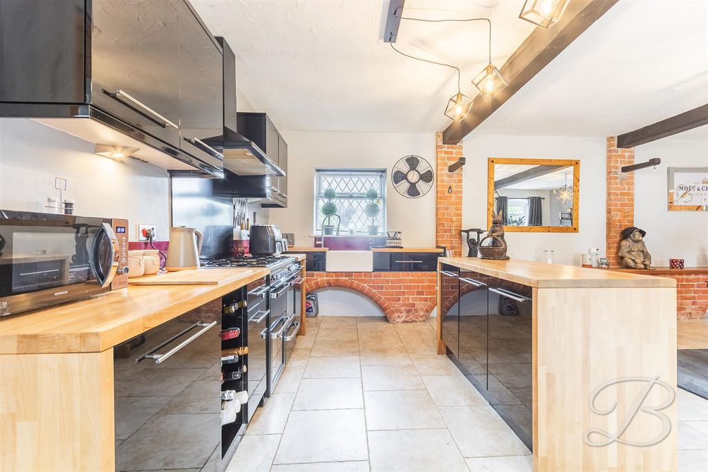 Property photo 2 of 52 CC40.Jpg