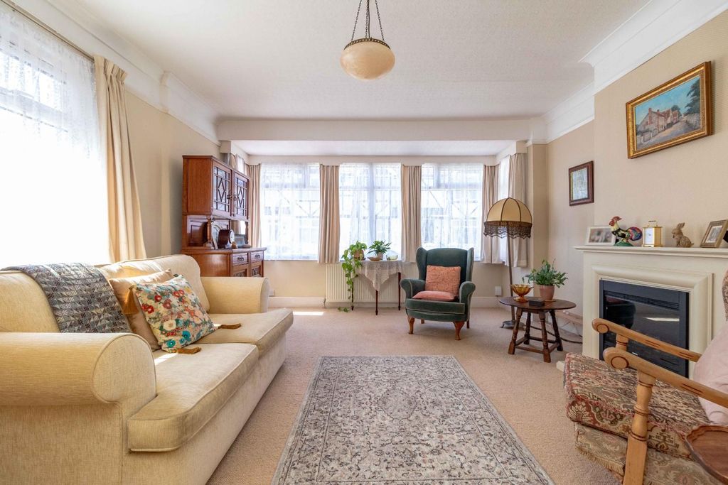 Property photo 2 of 30 Chester-21.Jpg