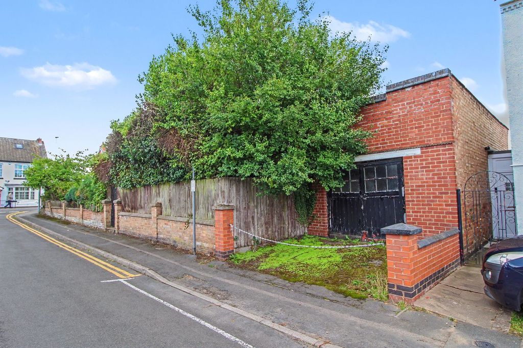 Property photo 3 of 22