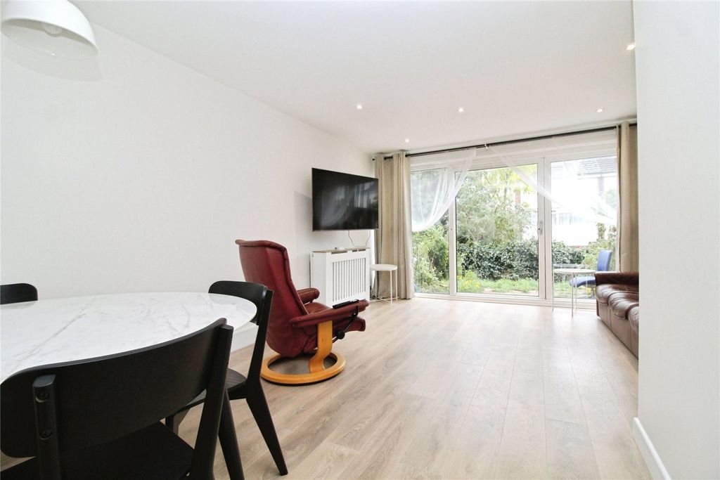 Property photo 2 of 14 Reception Room