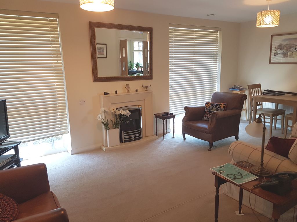 Property photo 2 of 16