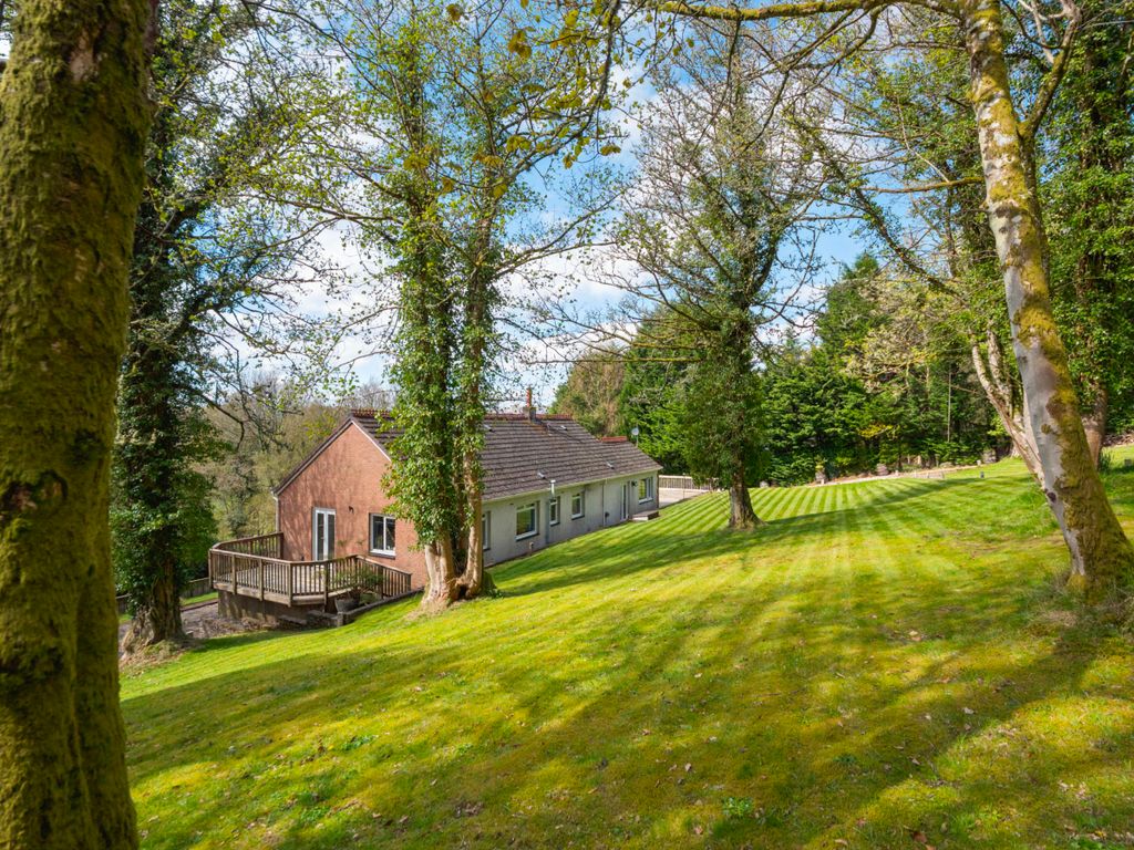 Property photo 2 of 59