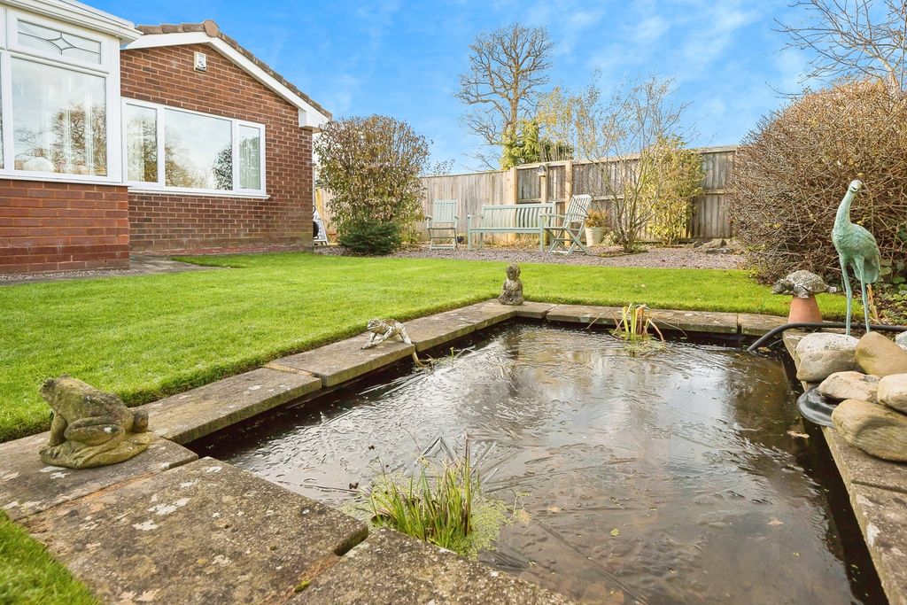 Property photo 3 of 12 Photo