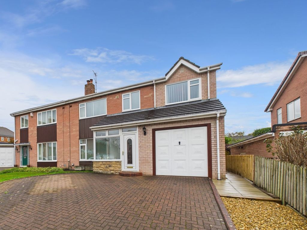 Property photo 1 of 13 External