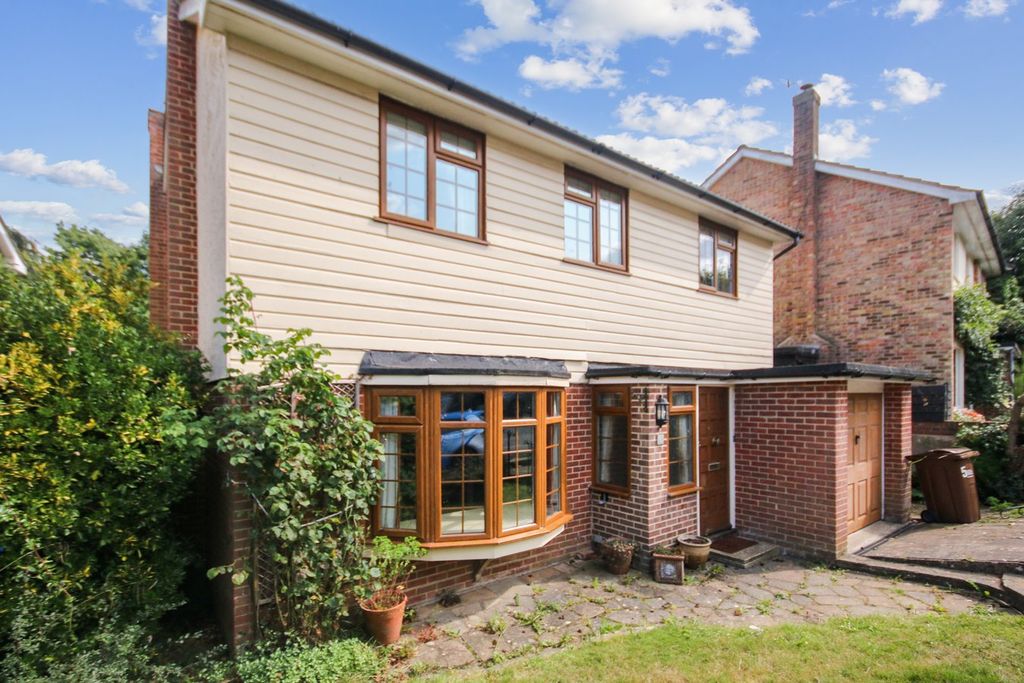 Property photo 1 of 24