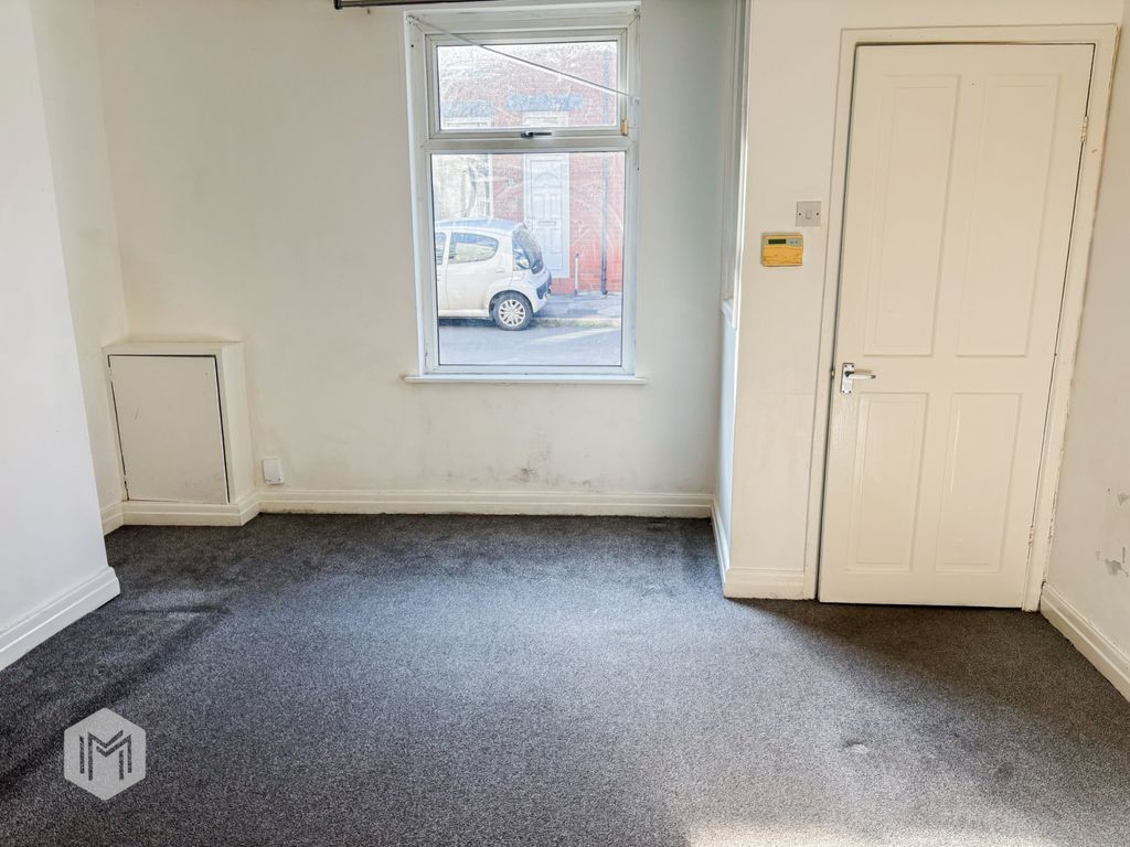 Property photo 3 of 7 Picture No. 09