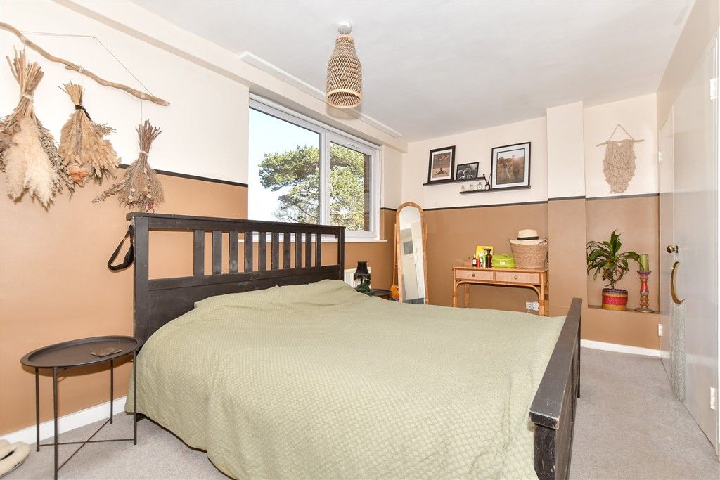 Property photo 2 of 8 Bedroom 1