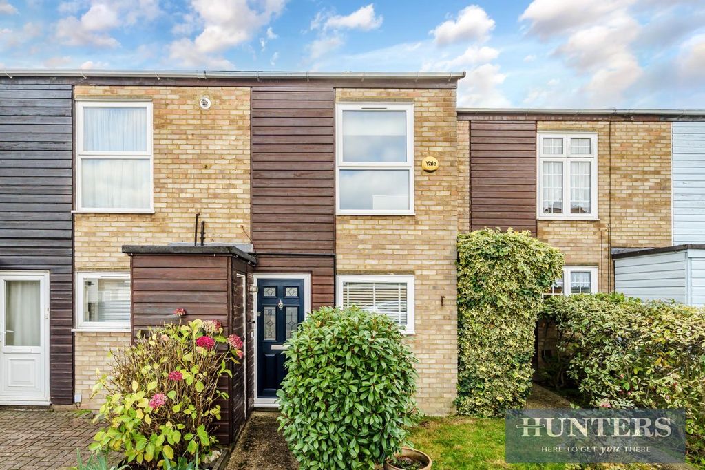 Property photo 1 of 11 Edwards Close (4).Jpg