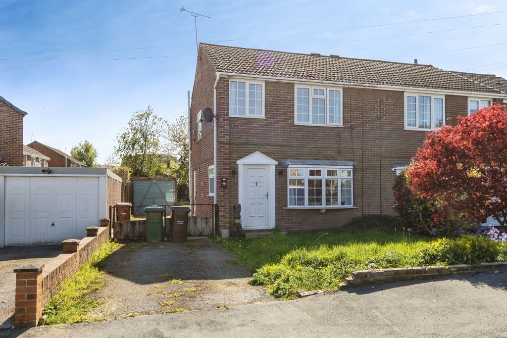 Property photo 1 of 18 Front