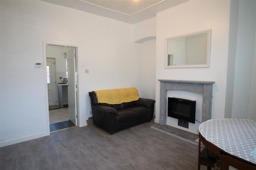 Property photo 2 of 10 Img_8852.Jpg