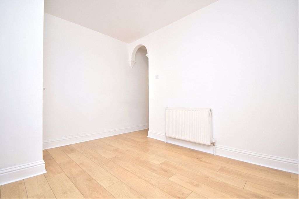 Property photo 3 of 12 Picture No. 07